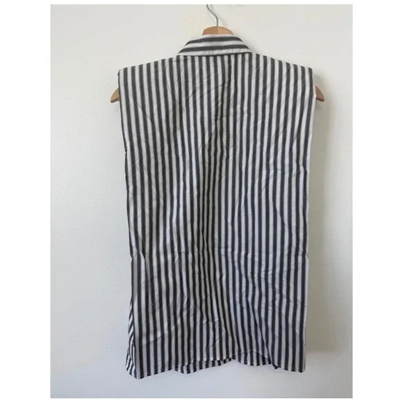 KBB by KAHLANA Women's Sleeveless Shoulder Pad Shirt  – Size XS – NWT - Picture 4 of 4